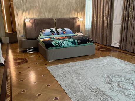 8 otaqlı həyət evi/bağ evi - Nərimanov r. - 700 m²