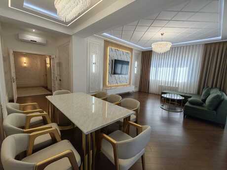 Ağ şəhərdə 3 otaqlı yeni tikili mənzil kirayə verilir, 165 m², 2 800 AZN/ay, şəkil 3 / 12