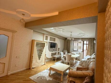 3 otaqlı mənzil, 140 m², Əhmədli: 262 000 ₼ 3