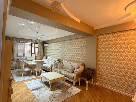 3 otaqlı mənzil, 140 m², Əhmədli: 262 000 ₼ 2