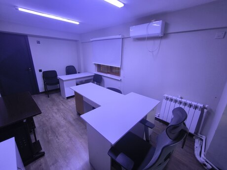 1 otaqlı ofis - Azadlıq Prospekti m. - 18 m²