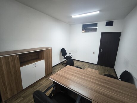 1-комн. офис - м. Азадлыг проспекти - 21 м²