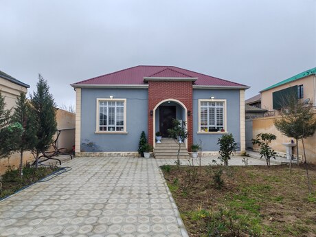 3 otaqlı həyət evi/bağ evi - Savalan q. - 110 m²