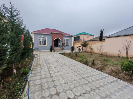 3 otaqlı həyət evi/bağ evi - Savalan q. - 110 m²