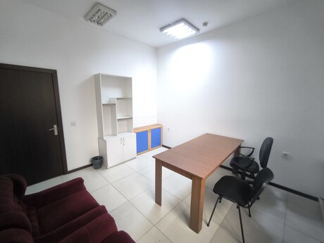 1 otaqlı ofis - Azadlıq Prospekti m. - 19 m²