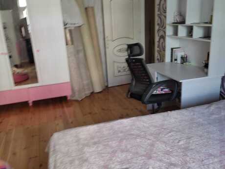 4 otaqlı köhnə tikili - İnşaatçılar m. - 111 m²