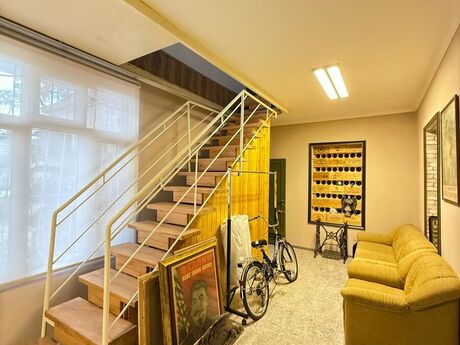 5 otaqlı həyət evi/bağ evi - Buzovna q. - 250 m²