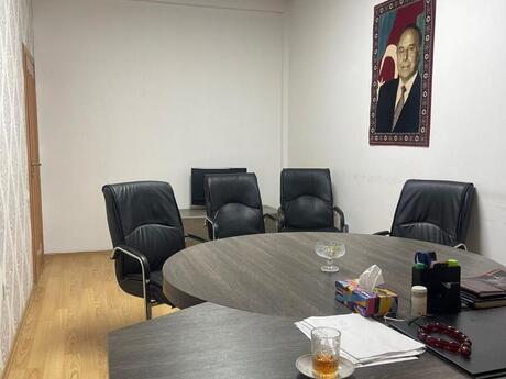 5-комн. офис - Наримановский  р. - 220 м²