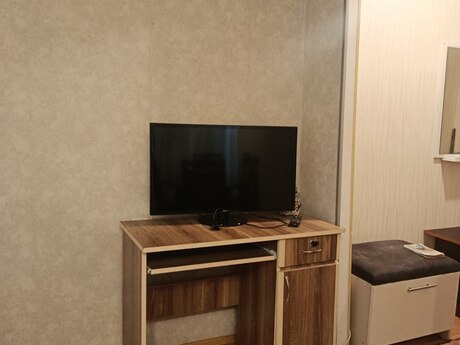2 otaqlı köhnə tikili - Elmlər Akademiyası m. - 35 m²