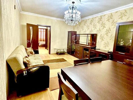 3 otaqlı köhnə tikili - Qara Qarayev m. - 80 m²