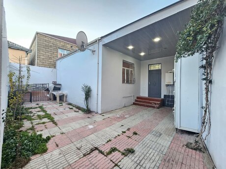2 otaqlı həyət evi/bağ evi - Xırdalan - 70 m²