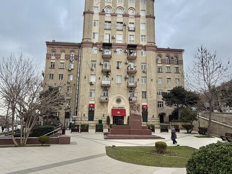 2 otaqlı köhnə tikili - Nizami m. - 50 m²