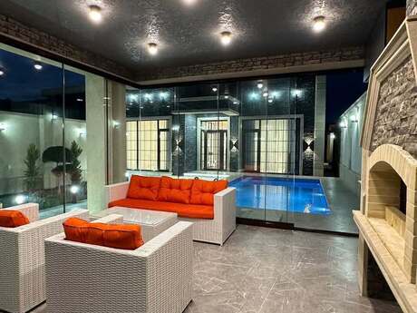 4 otaqlı həyət evi/bağ evi - Buzovna q. - 200 m²