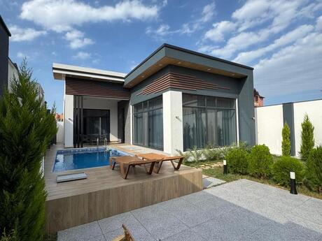 4 otaqlı həyət evi/bağ evi - Mərdəkan q. - 200 m²