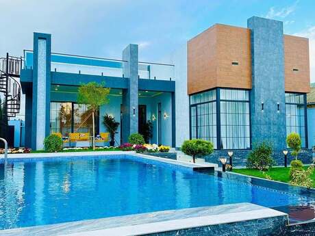 4 otaqlı həyət evi/bağ evi - Mərdəkan q. - 260 m²