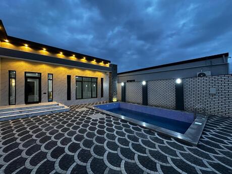 5 otaqlı həyət evi/bağ evi - Mərdəkan q. - 180 m²