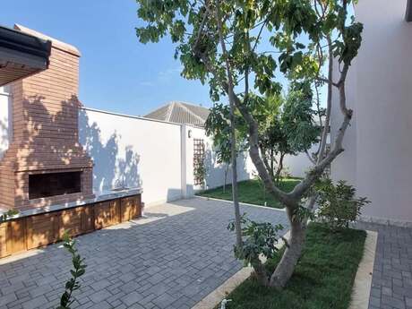 4 otaqlı həyət evi/bağ evi - Şüvəlan q. - 200 m²