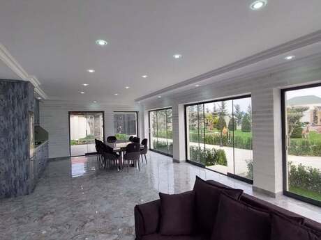 5 otaqlı həyət evi/bağ evi - Mərdəkan q. - 450 m²