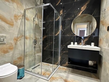 House with Garden, Villa For Rent