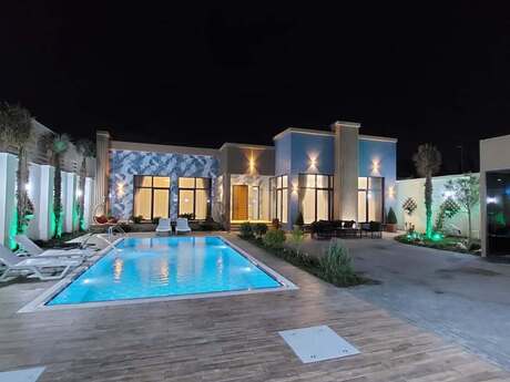 4 otaqlı həyət evi/bağ evi - Mərdəkan q. - 240 m²