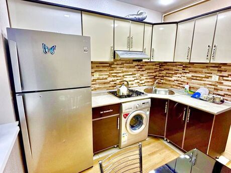 Объявление №5815782 - Баку, м. Кара Караев, 3-комн., 80 м², 5/6 этаж