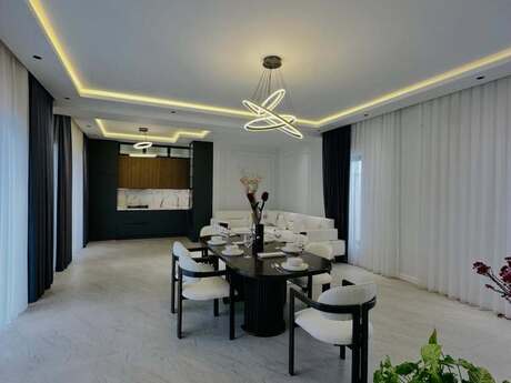 4 otaqlı həyət evi/bağ evi - Buzovna q. - 220 m²