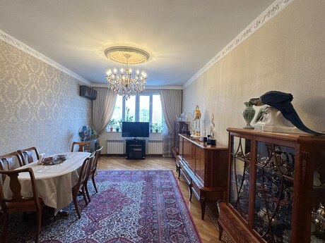 Объявление №5815813 - Баку, м. Элмляр Академиясы, 3-комн., 124 м², 14/17 этаж