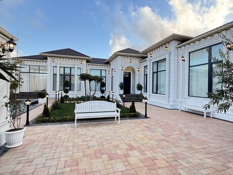 5 otaqlı həyət evi/bağ evi - Mərdəkan q. - 250 m²
