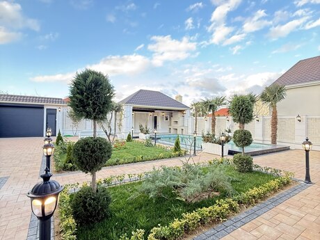 5 otaqlı həyət evi/bağ evi - Mərdəkan q. - 250 m²