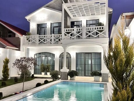 4 otaqlı həyət evi/bağ evi - Mərdəkan q. - 300 m²