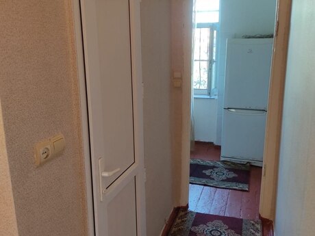 2 otaqlı köhnə tikili - Neftçilər m. - 45 m²