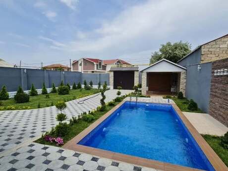 4 otaqlı həyət evi/bağ evi - Mərdəkan q. - 220 m²