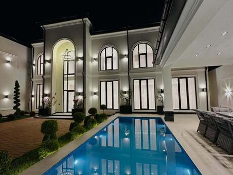 5 otaqlı həyət evi/bağ evi - Mərdəkan q. - 380 m²