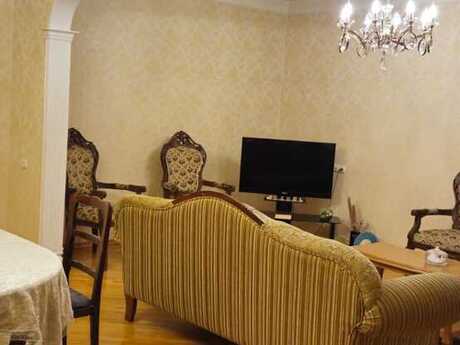 5-комн. вторичка - м. Азадлыг проспекти - 120 м²