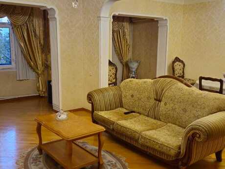 5-комн. вторичка - м. Азадлыг проспекти - 120 м²