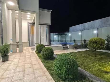 4 otaqlı həyət evi/bağ evi - Mərdəkan q. - 180 m²