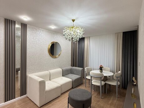2 otaqlı köhnə tikili - Elmlər Akademiyası m. - 55 m²