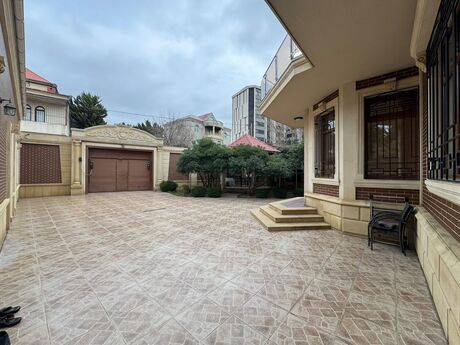 6 otaqlı həyət evi/bağ evi - Qara Qarayev m. - 480 m²