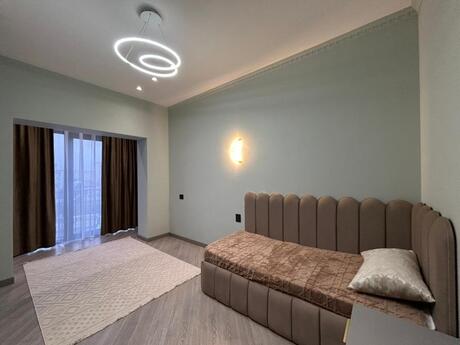 3 otaqlı yeni tikili - Şah İsmayıl Xətai m. - 92 m²