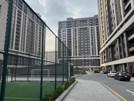 Obyekt - Şah İsmayıl Xətai m. - 301 m²