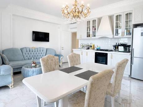 3 otaqlı yeni tikili - 28 May m. - 120 m²