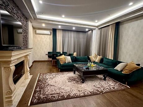 Elan №5816684 - Bakı, 28 May m., 4 otaqlı, 140 m², 12/17 mərtəbə