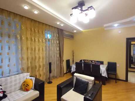 2-комнатная квартира, 90 м², Memar Əcəmi: 245 000 ₼ 2