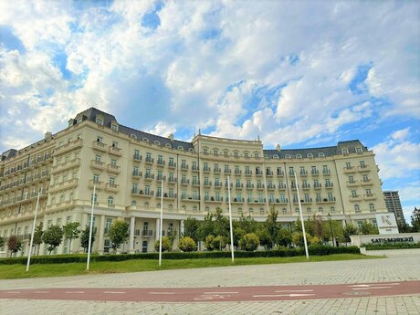 Elan №5816733 - Bakı, Ağ şəhər q., 290 m²