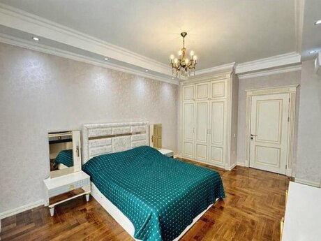 Объявление №5816917 - Баку, пос. Аг шехер, 2-комн., 100 м², 7/8 этаж