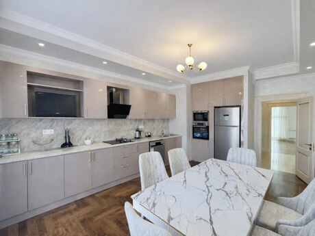 2-room apartment for rent, 100 m², Ağ şəhər: 1 600 ₼/mo 5