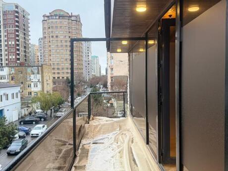 10-комн. офис - Насиминский  р. - 330 м²