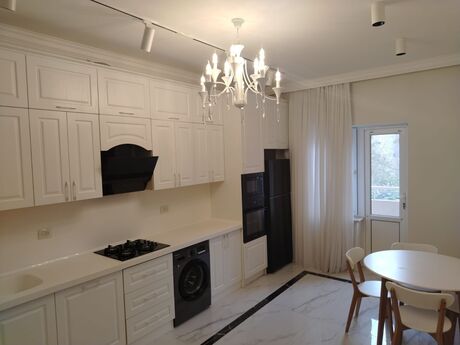 Elan №5816980 - Bakı, Elmlər Akademiyası m., 3 otaqlı, 150 m², 3/10 mərtəbə