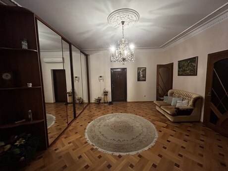 Nizamidə 4 otaqlı yeni tikili mənzil satılır, 162 m², 550 000 AZN, şəkil 2 / 12