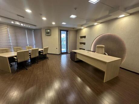 9 otaqlı ofis - Nərimanov r. - 500 m²